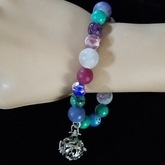 NWT Boho Beaded Diffuser Stretch Bracelet - Picture 9 of 16